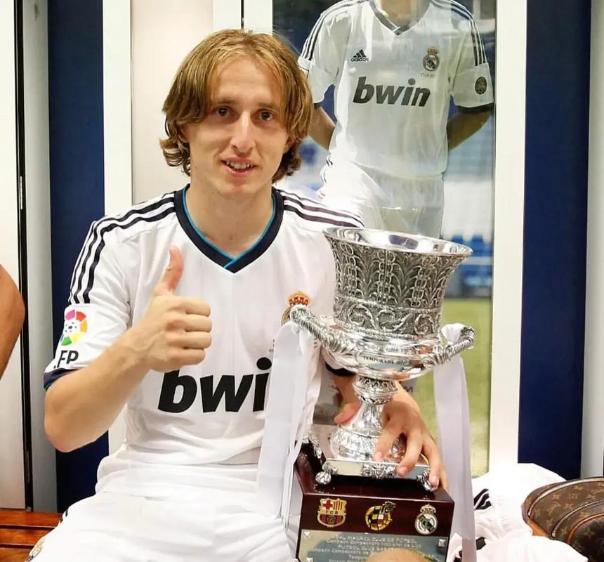 Rookie确实该退役了，IG仅剩最后一次机会！Jiejie爆出经典